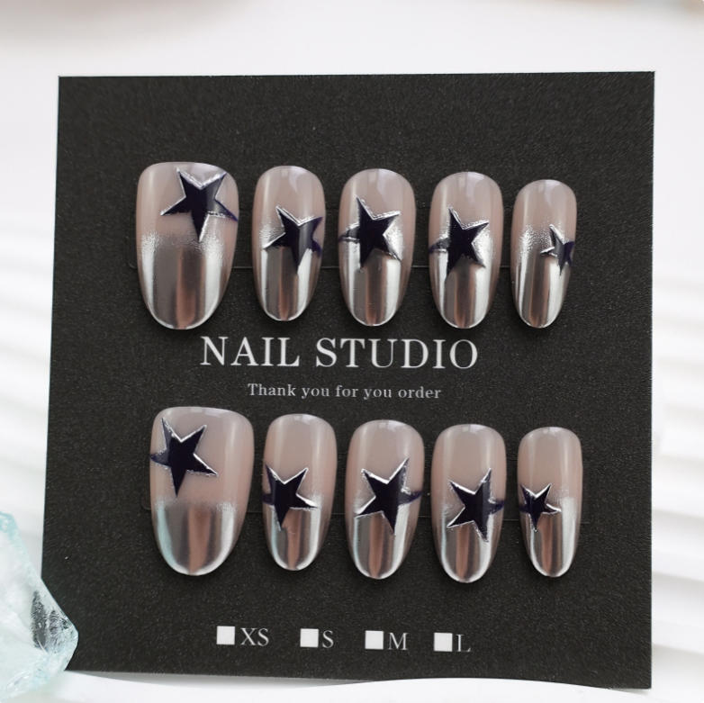 Art nail set with stylish star motifs Stornfield