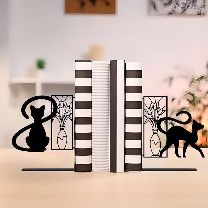 Artistic Cat-Themed Bookends
