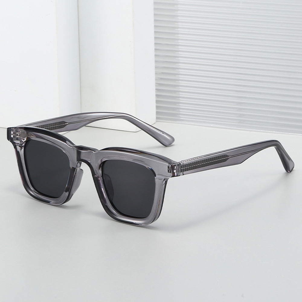 Women's fashionable sunglasses in modern square design with high UV protection Stornfield