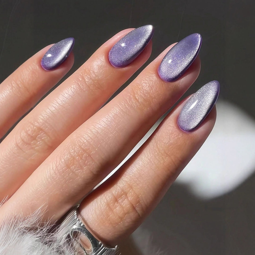 Nail extension set with shimmering and elegant tips Stornfield