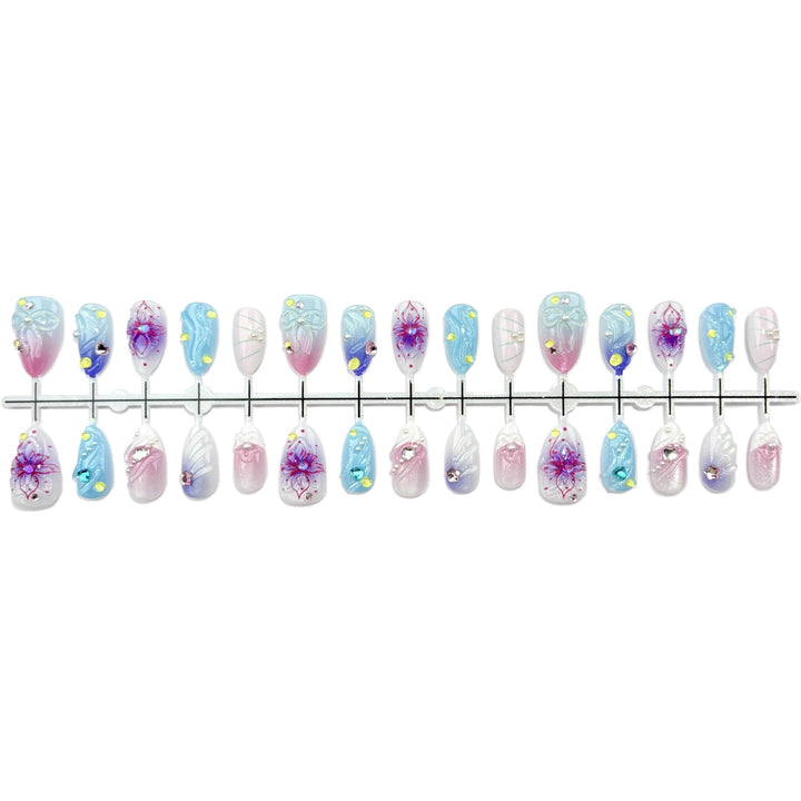 Artistic Floral-Design Press-On Nail Set