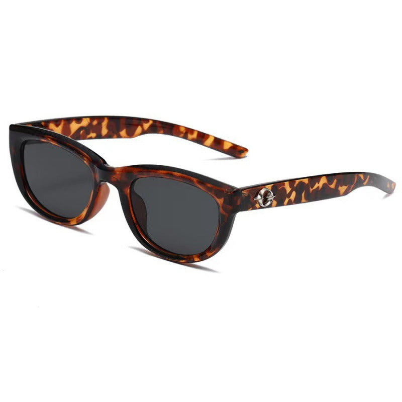 Elegant Vintage Inspired Cat Eye Sunglasses Stornfield