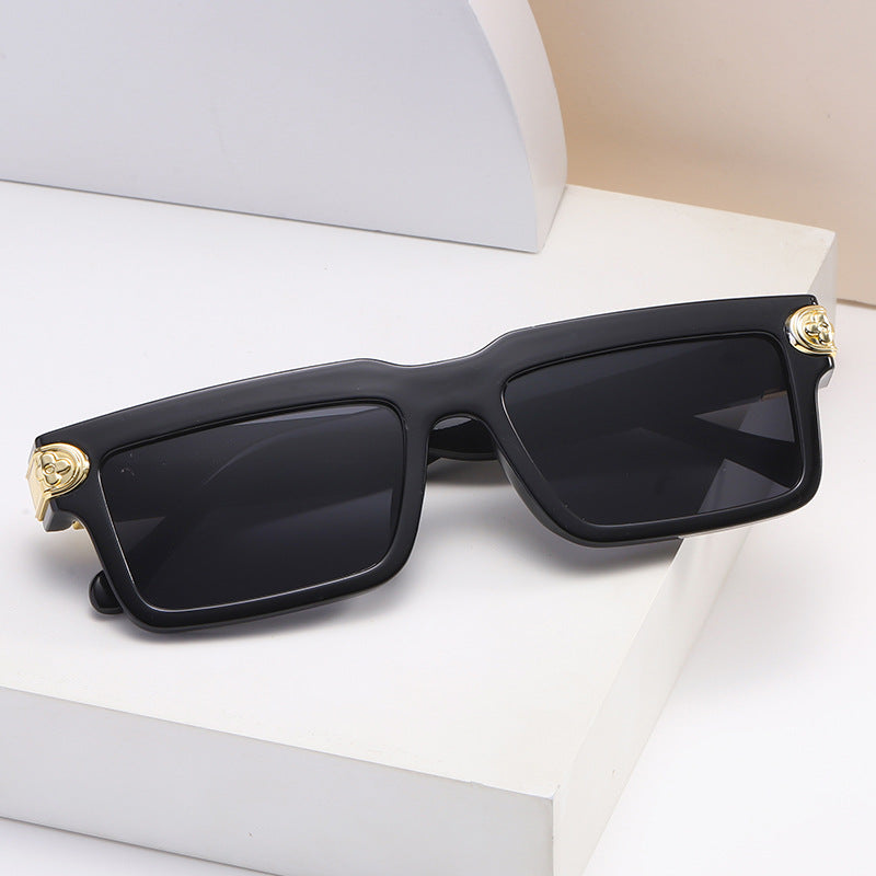 Women's fashionable sunglasses in innovative square design Stornfield