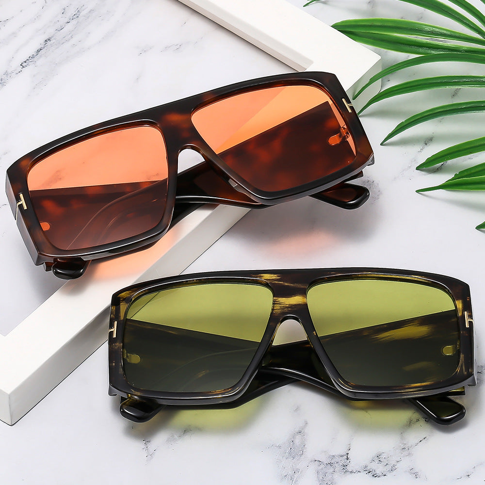 Women's oversized sunglasses with modern design and UV protection Stornfield