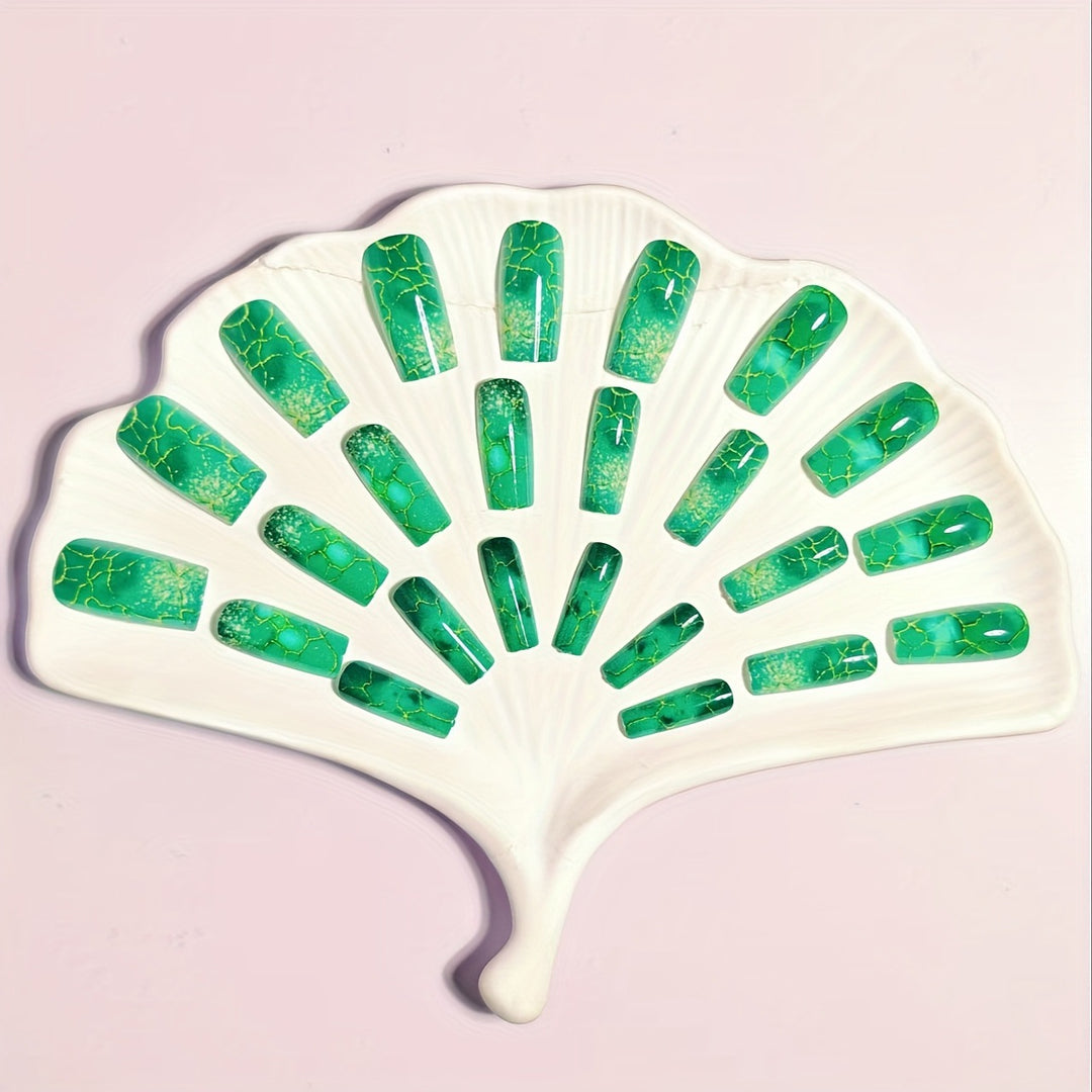 Artificial Nails in Luxurious Marble Effect Stornfield