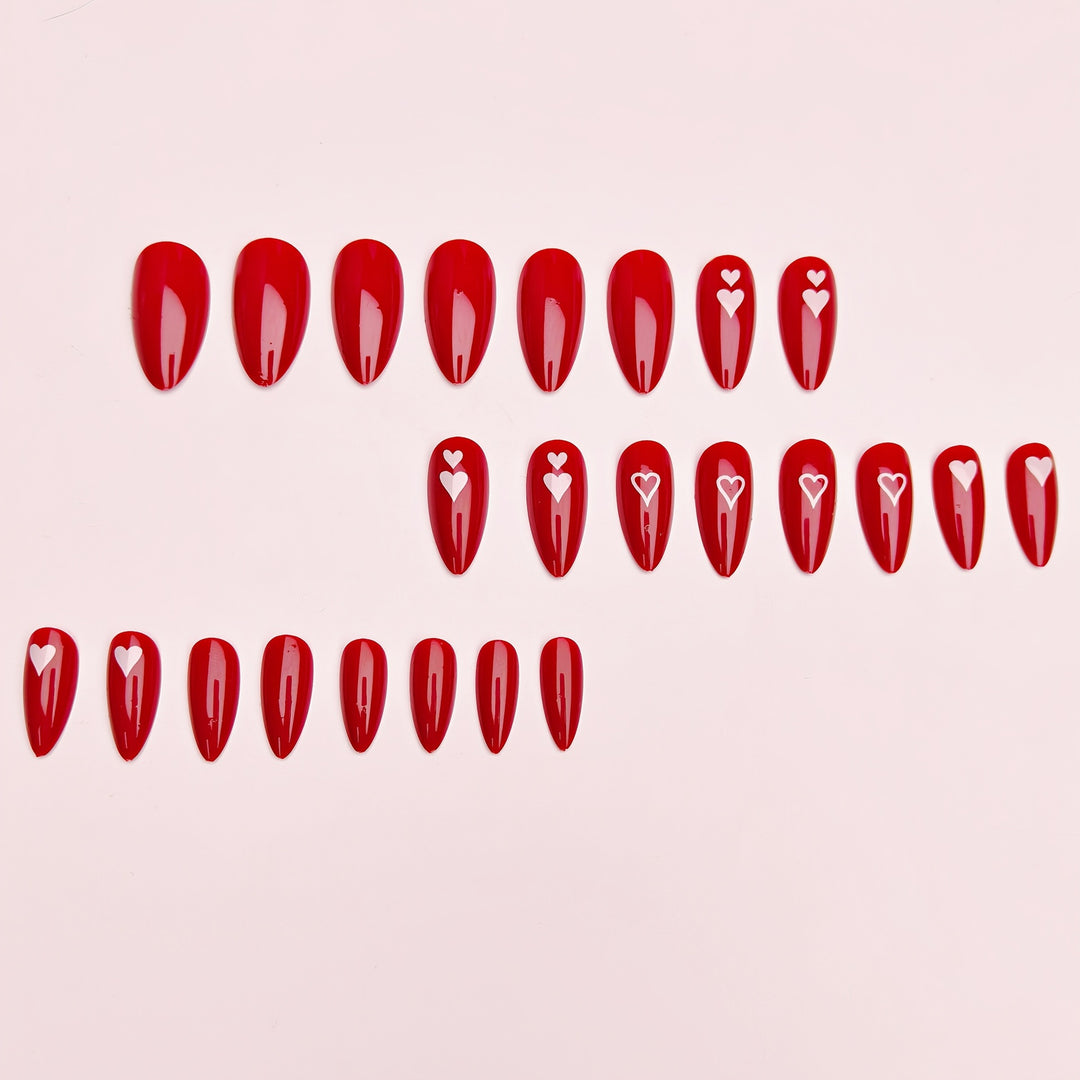 Artificial nails with romantic heart design Stornfield