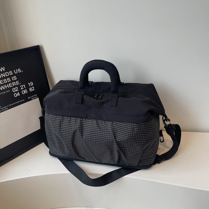 Multifunctional Tote Bag with Ergonomic Design Stornfield