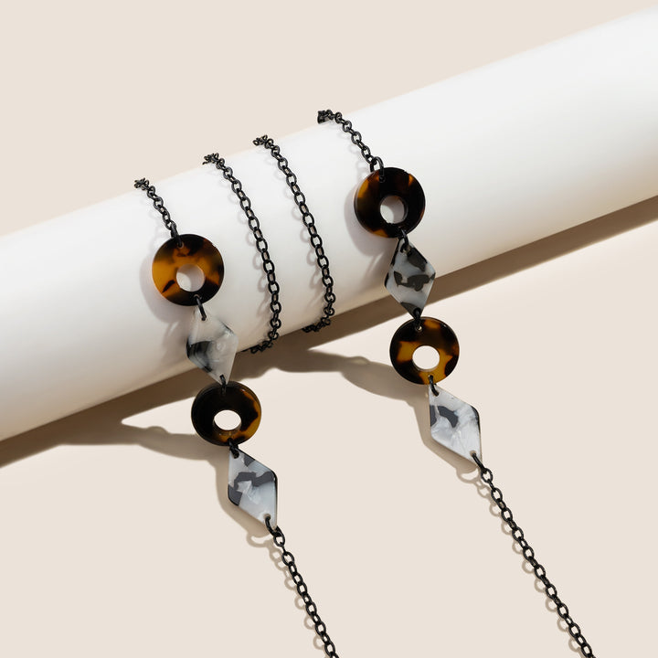 Statement Chain Stornfield