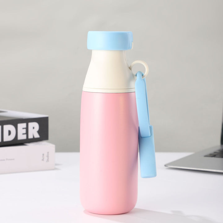 Women insulated water bottle with practical carrying strap Stornfield