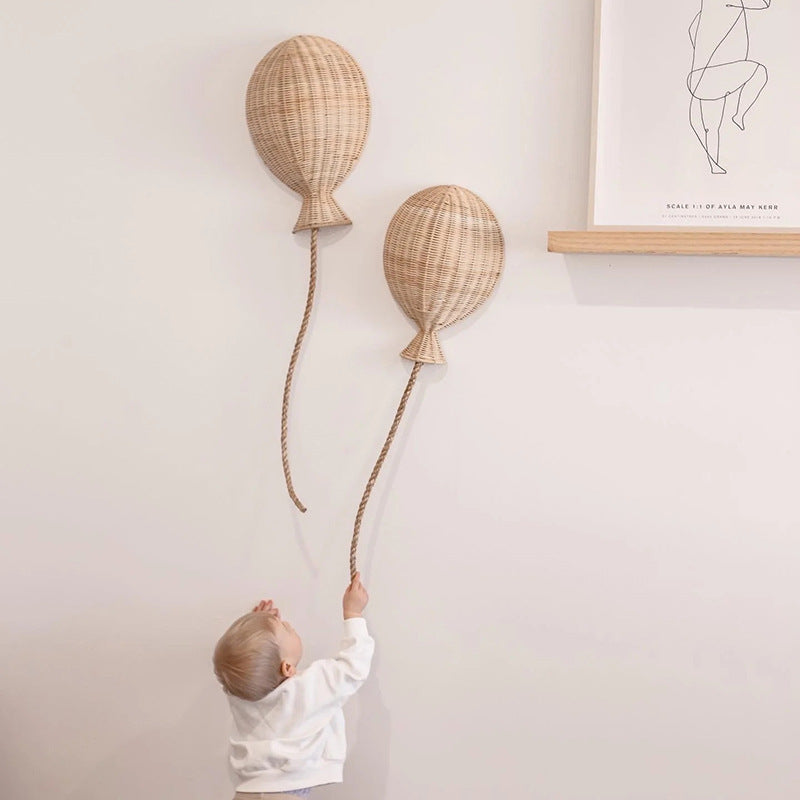 Decorative wall ornament in the form of a hot air balloon Stornfield