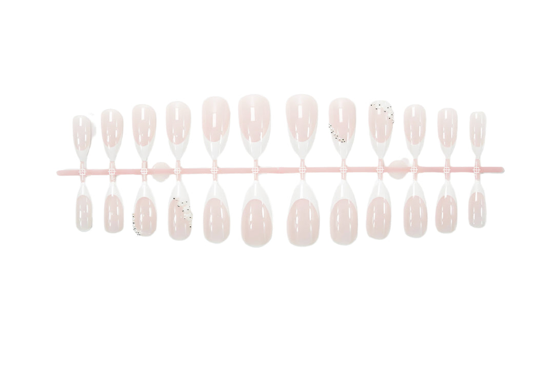 Artificial nail set with romantic flower and glitter embellishments Stornfield