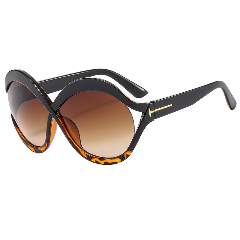 Women's extravagant Cat-Eye sunglasses with curved frame Stornfield