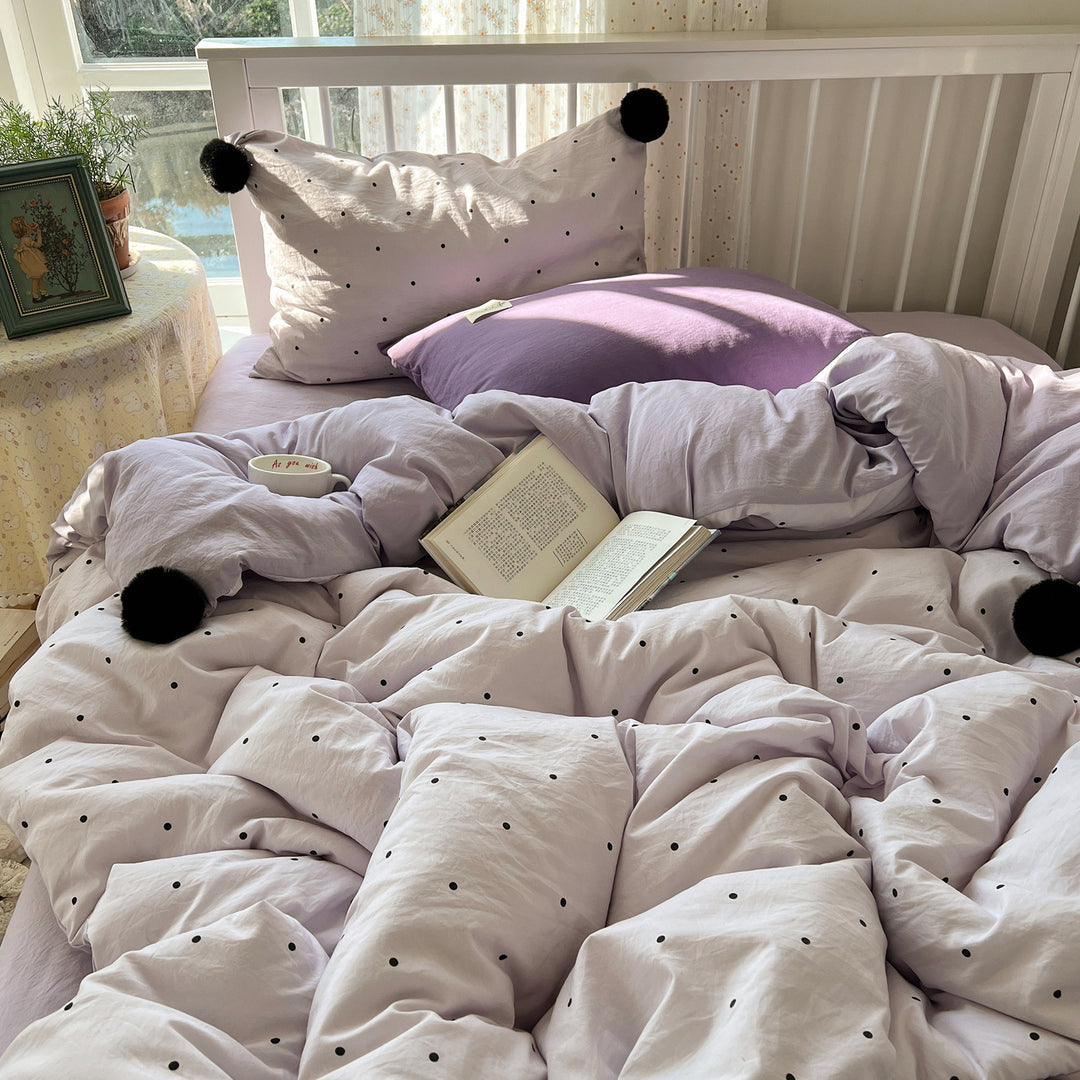 Cozy Dotted Comforter Set