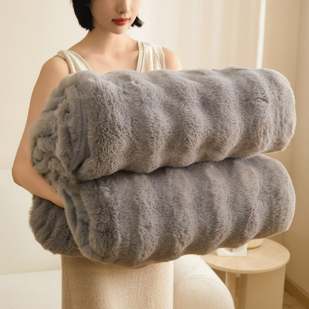 Luxurious Plush Throw Blanket