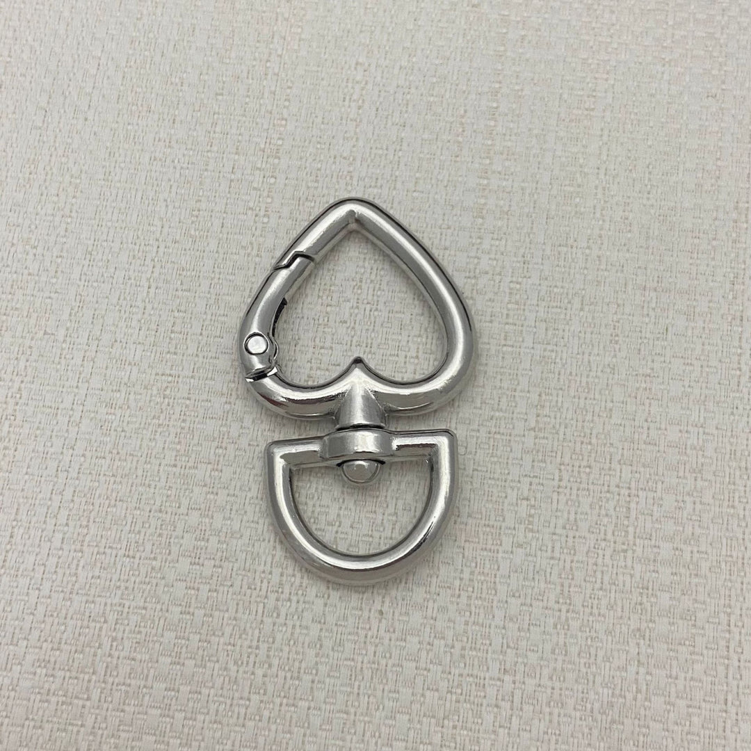 Heart-Shaped Clip Hook Stornfield