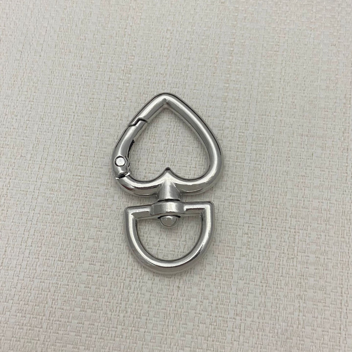 Heart-Shaped Clip Hook Stornfield
