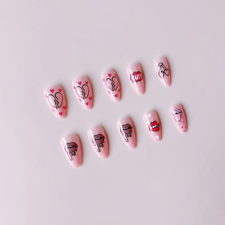 Artificial nail set with playful lip and heart motifs Stornfield