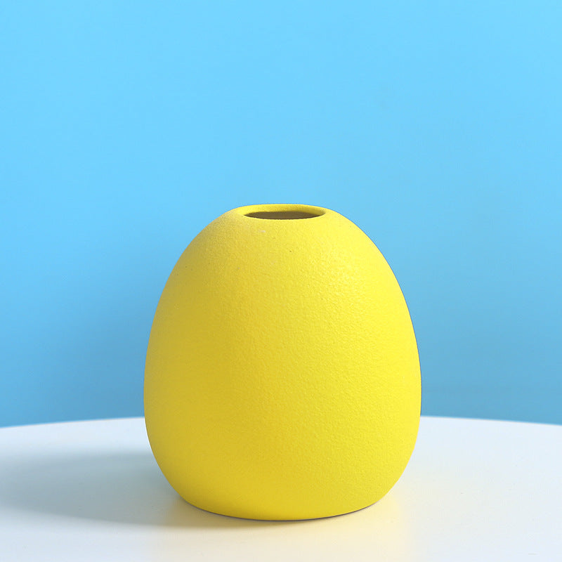 Modern Sculptural Ceramic Vase Stornfeild
