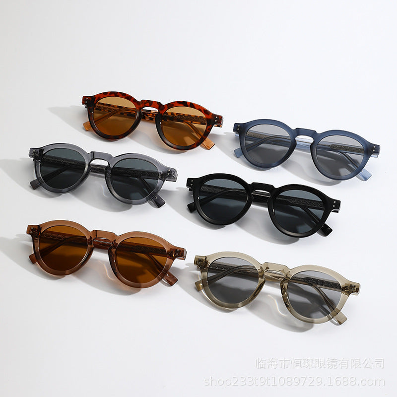 Ladies sunglasses in modern and unique design Stornfield
