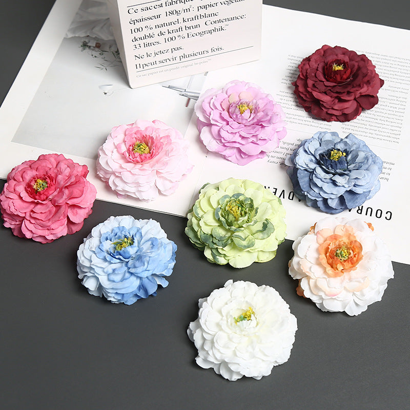 Elegant Floral Hair Accessory for Decorative Styling