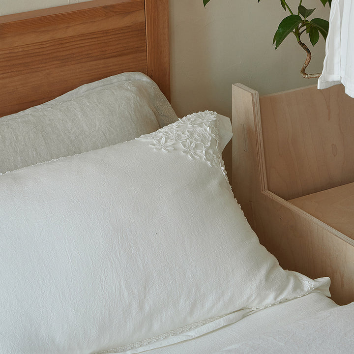 Linen Four-Poster Canopy Bedding Set