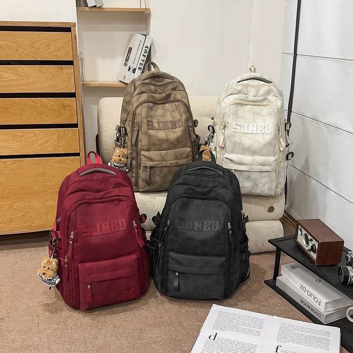 Versatile Multi-Pocket Backpack with Keychain Stornfield