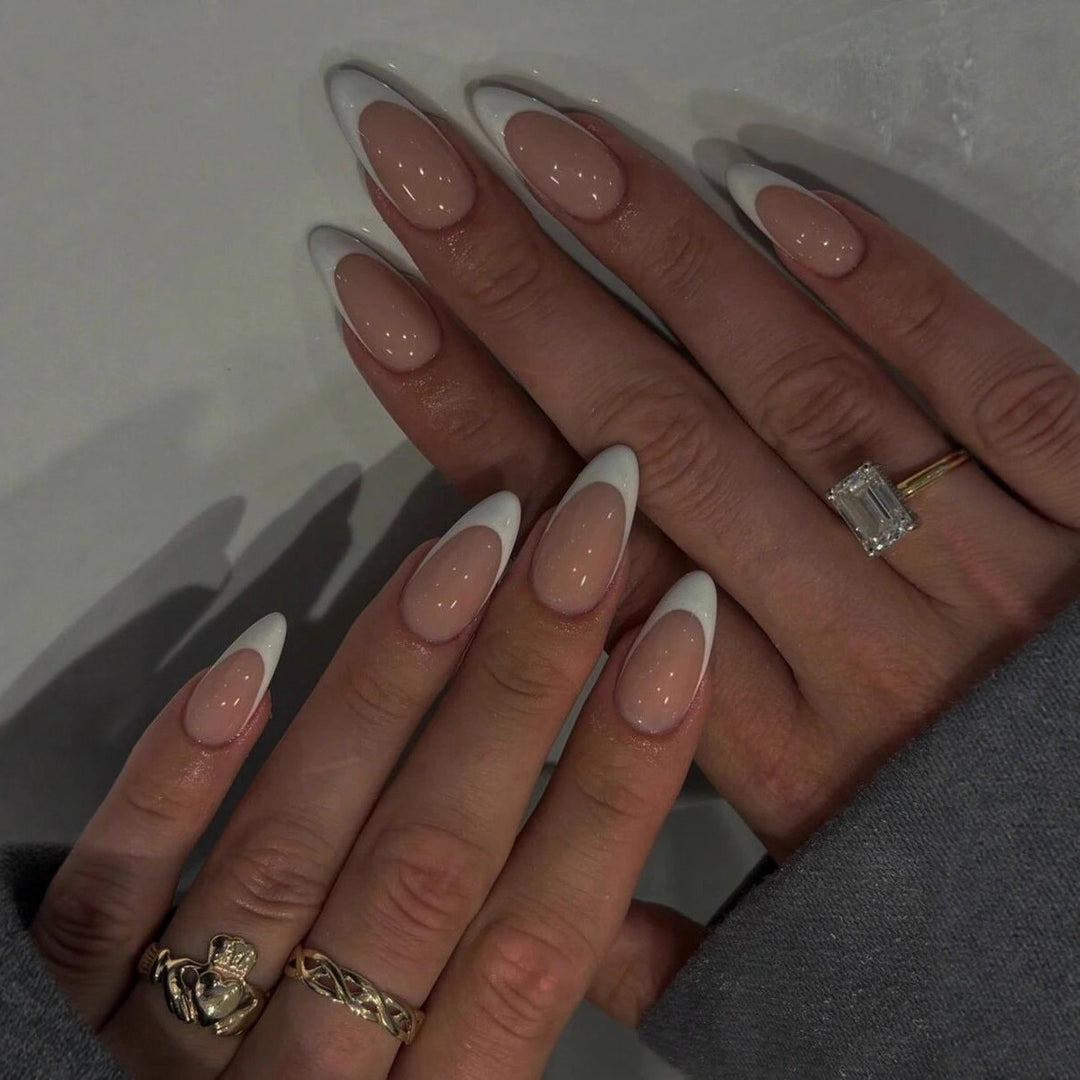Artificial nails with elegant French style and classic design Stornfield