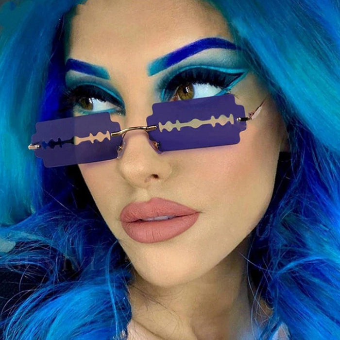 Women's Fashionable Retro Sunglasses in Unique Design Stornfield