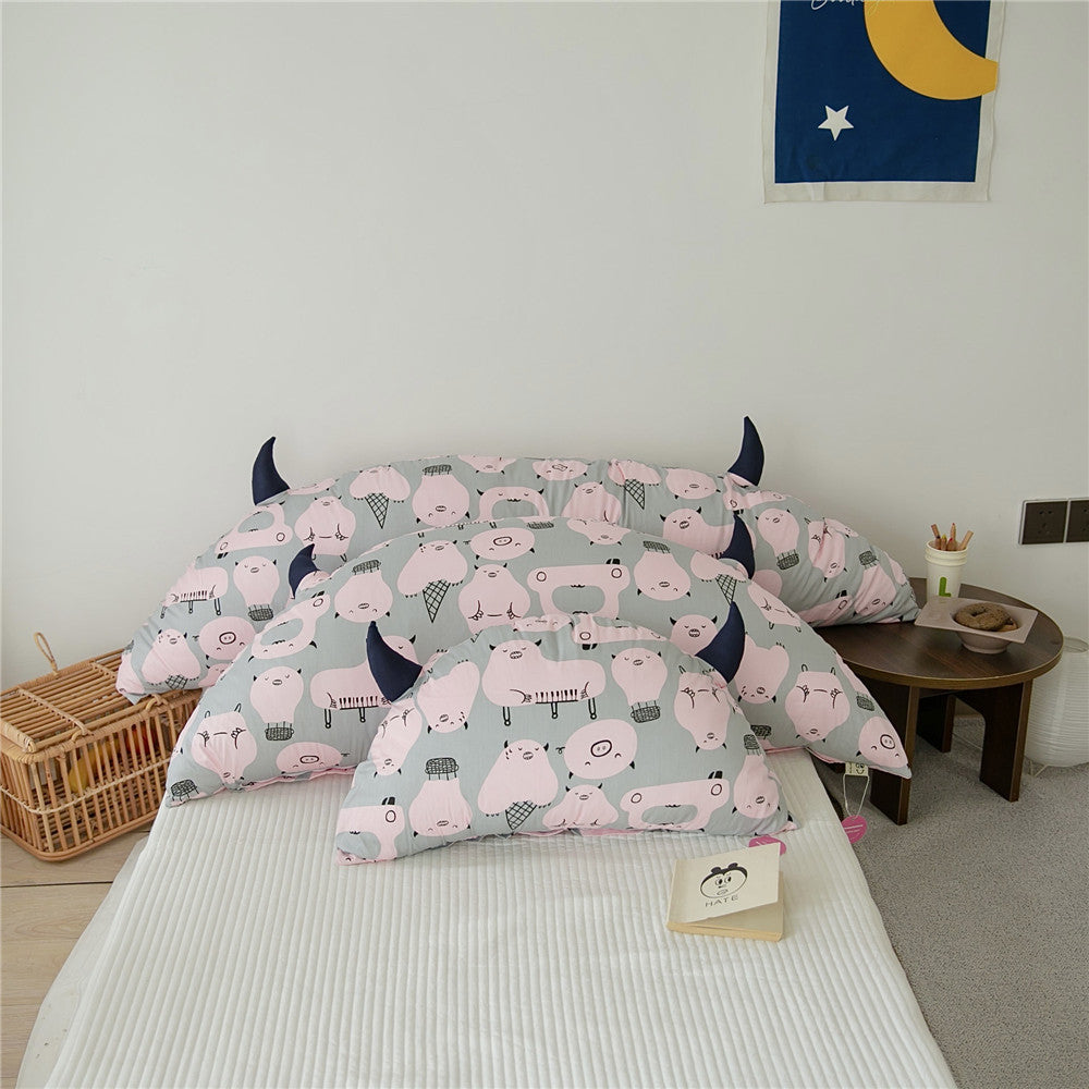 Playful Dog Print Horn-Appliqué Pillowcase Shams Set