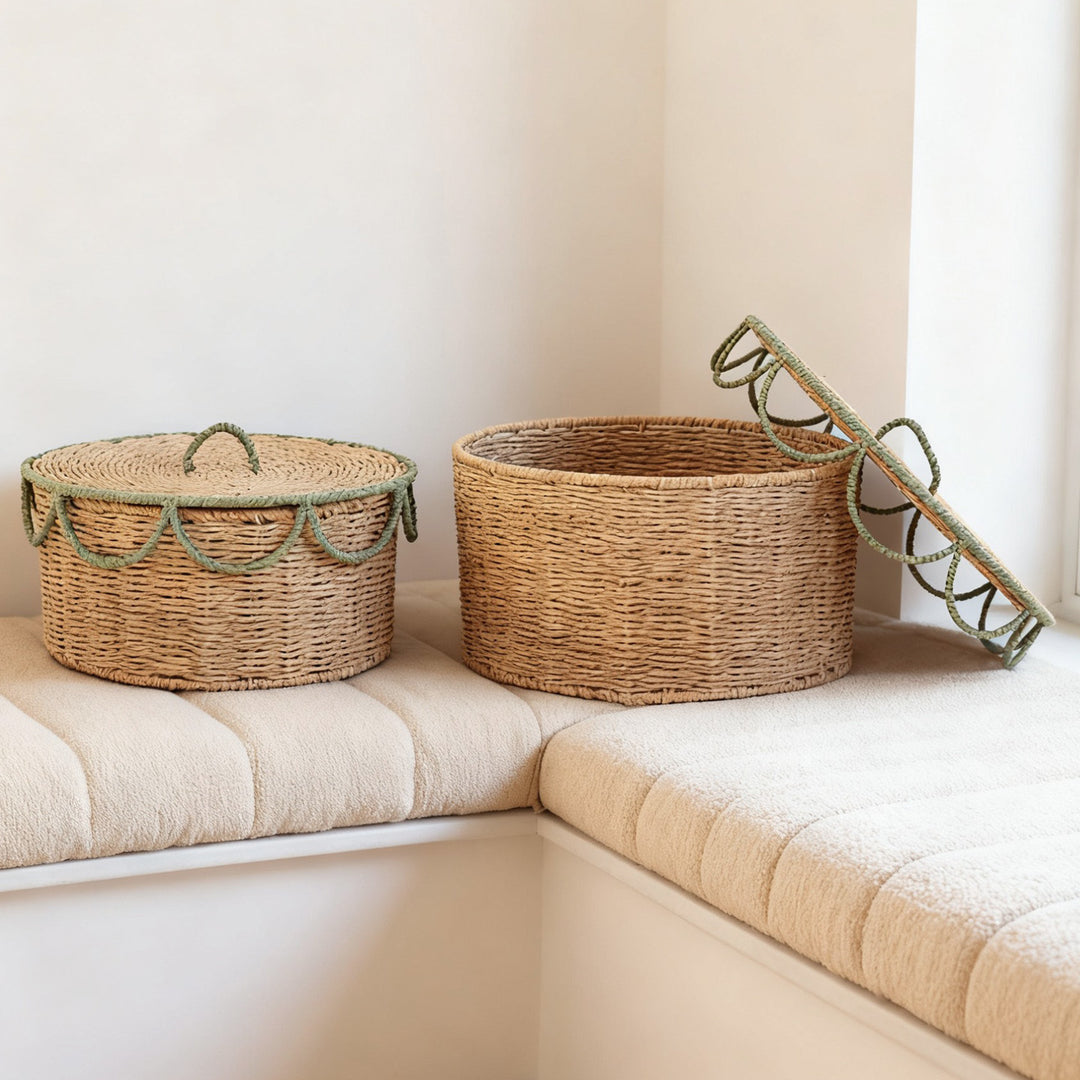 Storage basket with lid and handles Stornfield