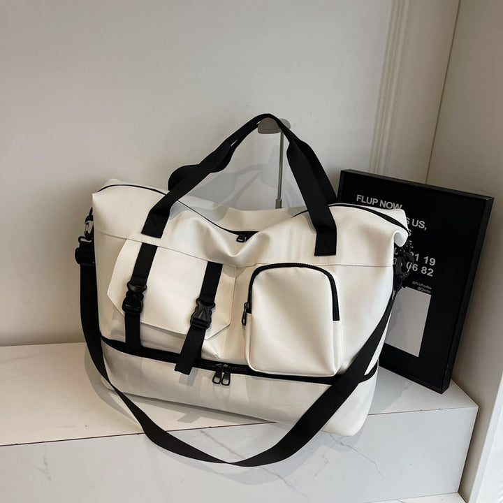 Robust Sport Duffel Bag with Multiple Exterior Pockets Stornfield