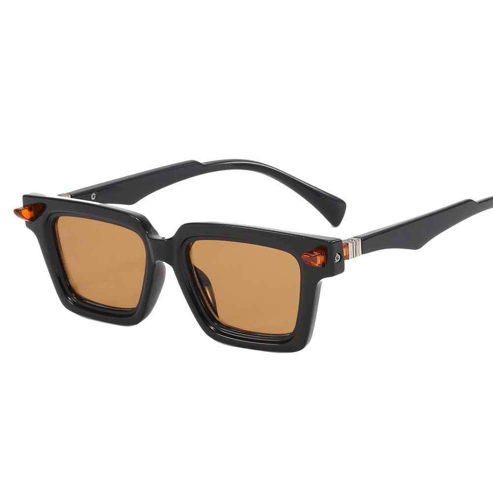 Women Vintage-inspired Sunglasses with Distinctive Frame Stornfield