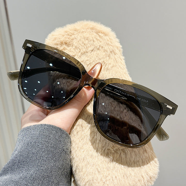 Women's fashionable sunglasses in elegant oversized design Stornfield