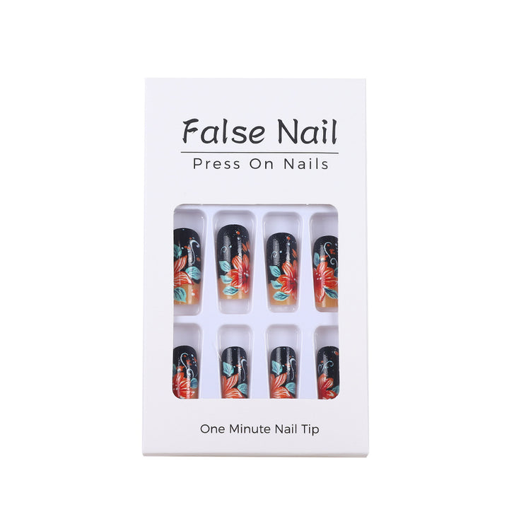 Creative nail art with floral design Stornfield