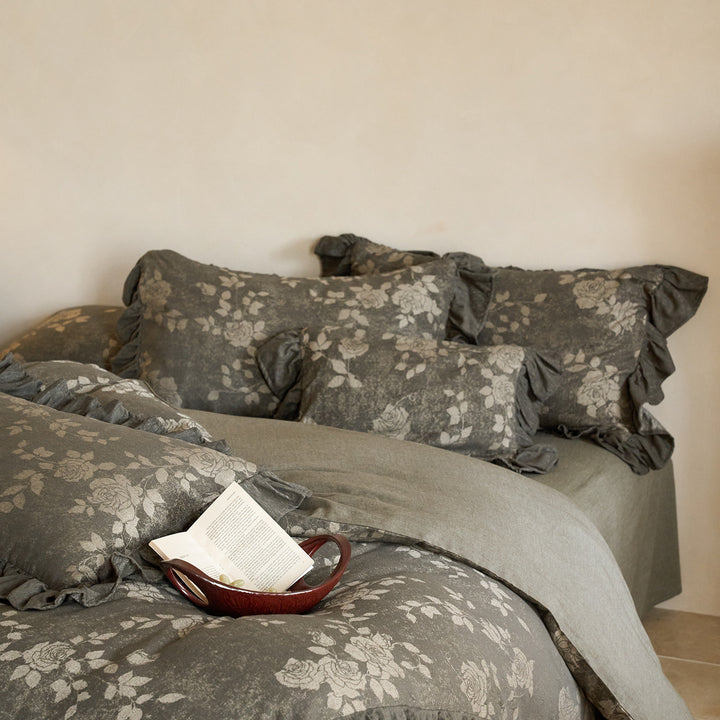 Vintage Floral Ruffled Duvet Cover Bedding Set with Jacquard Cotton-Linen Blend & Pillow Shams