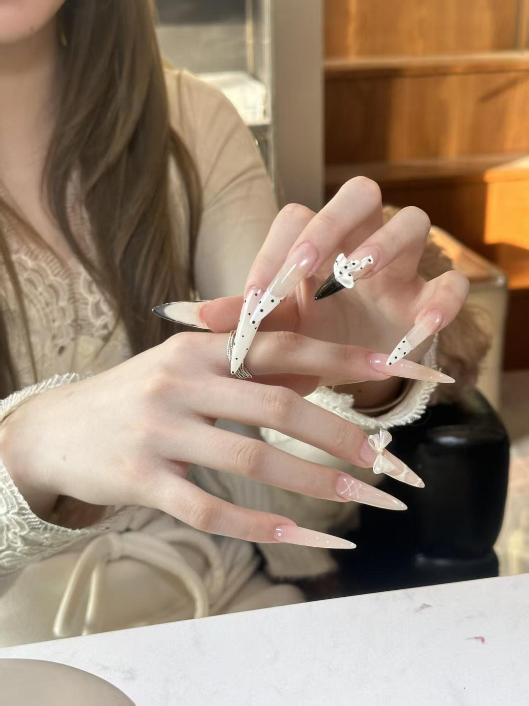 Artistic 3D Themed Press-On Nail Extensions