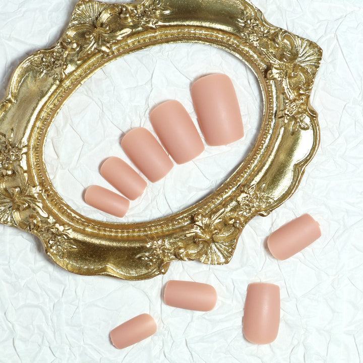 Reusable Matte Press-On Nail Set Stornfield
