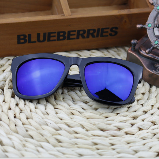 Women's sporty sunglasses with polarized lenses Stornfield