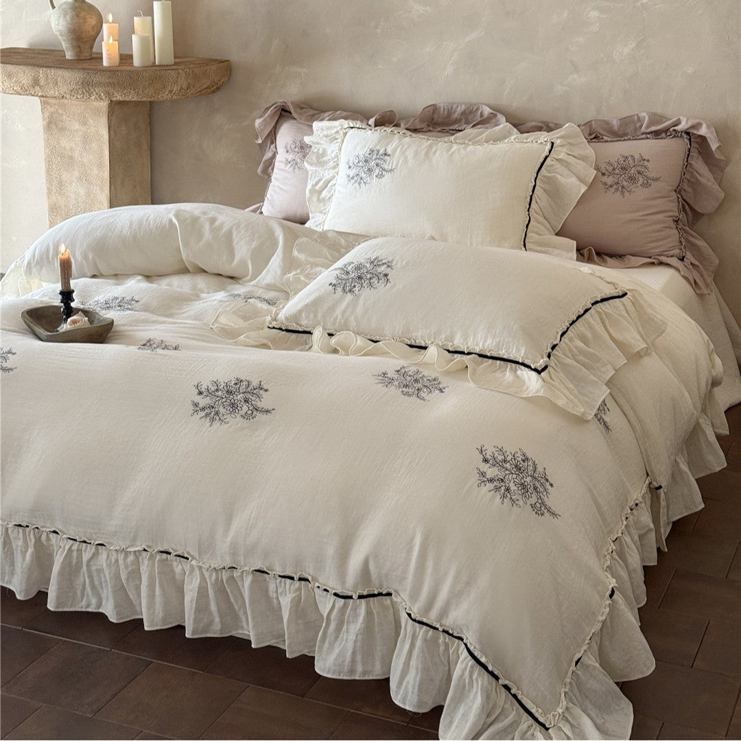 Ruffled Embroidered Linen-Blend Duvet Cover Set with Scalloped Ruffle Hem