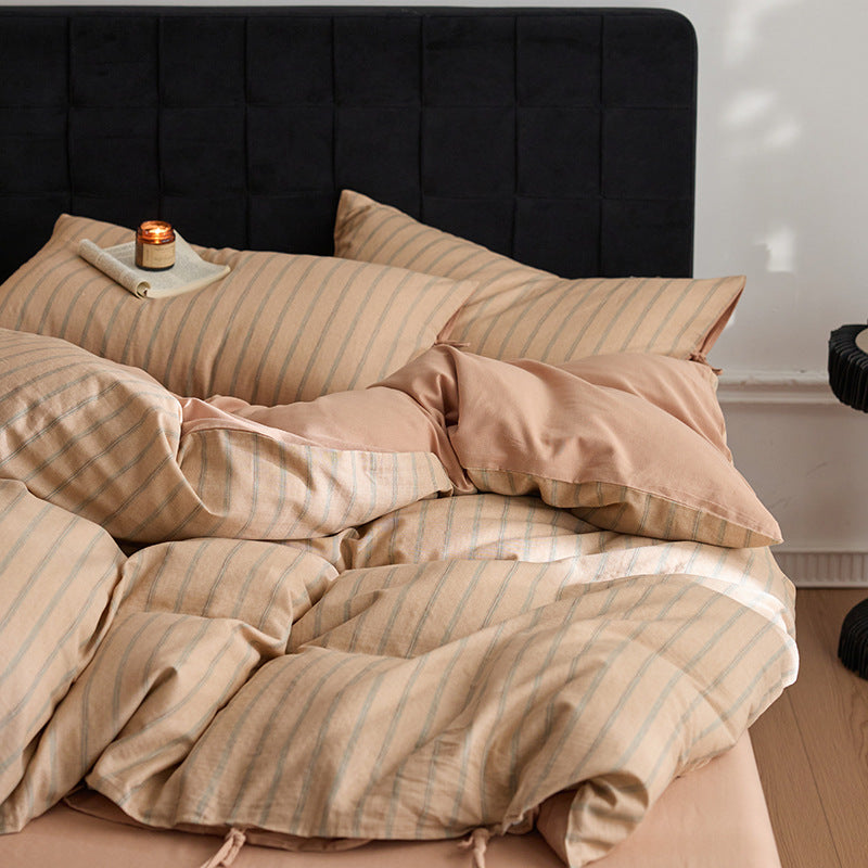 Elegant bedding set with double-layered satin-linen structure and decorative cord ties