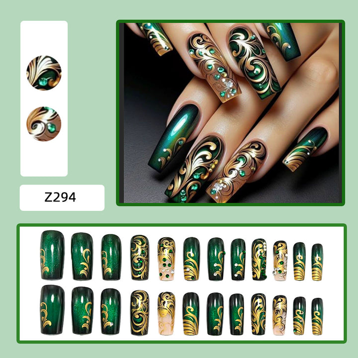 Artificial nails with elegant gold and green tones Stornfield