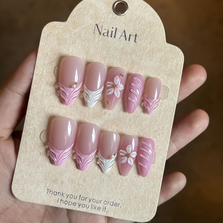 Floral Embellished Press-On Nail Set Stornfield