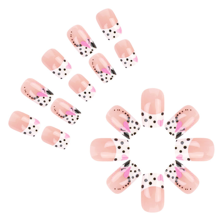 Decorative Heart-Patterned Press-On Nails Stornfield