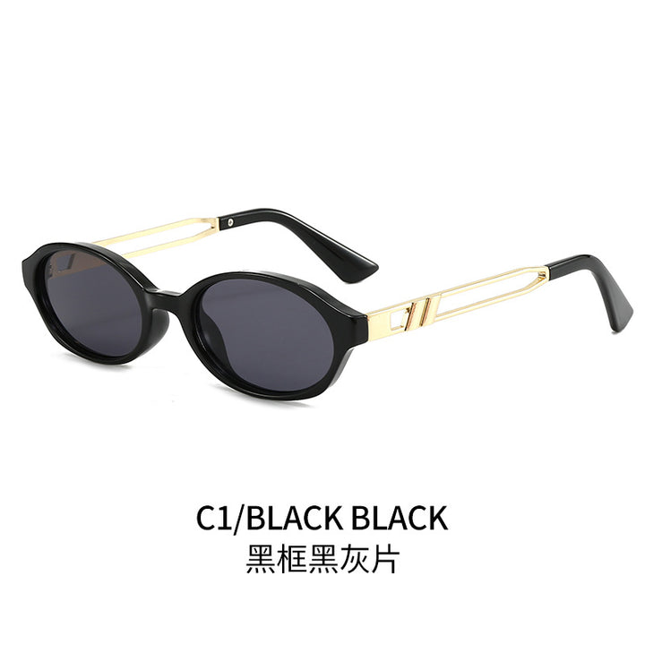 Women Elegant Sunglasses in luxurious tortoiseshell design with golden metal accents Stornfield