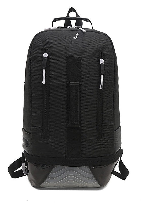 Sporty backpack with insulating bottom and water-repellent surface Stornfield