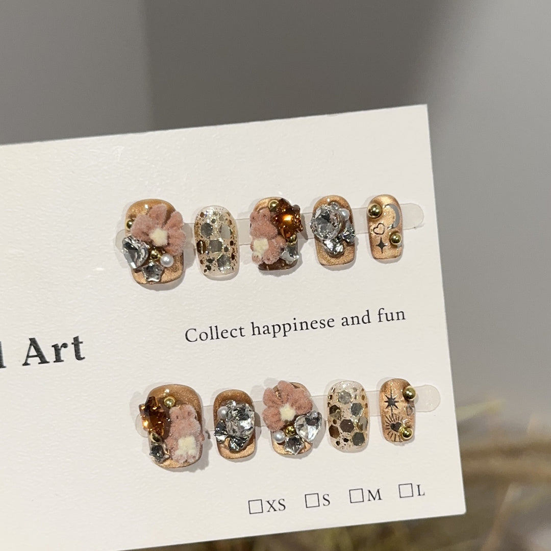 Artistic Floral Embellished Press-On Nail Set