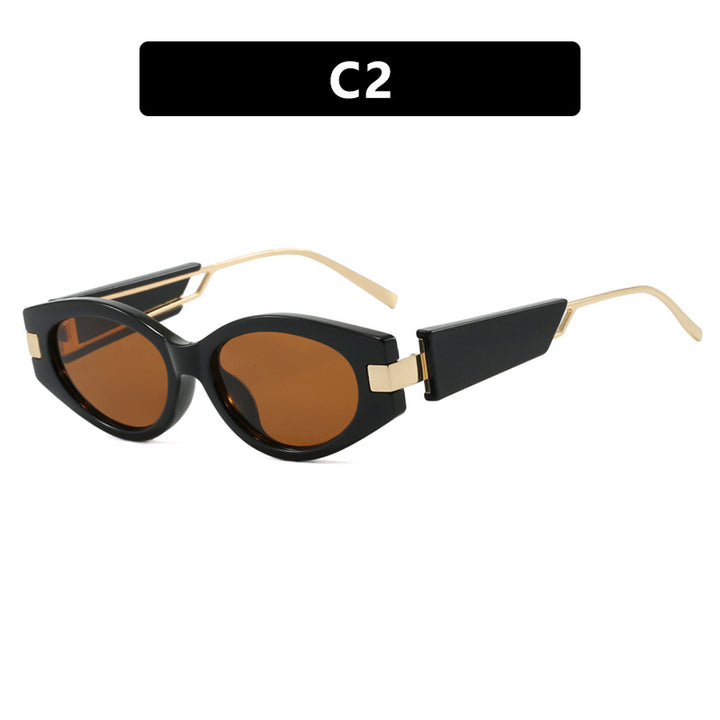 Ladies elegant Cat-Eye sunglasses with gold accents Stornfield