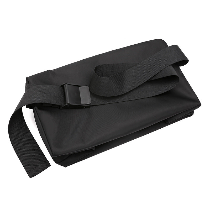 Practical travel bag with waterproof surface Stornfield