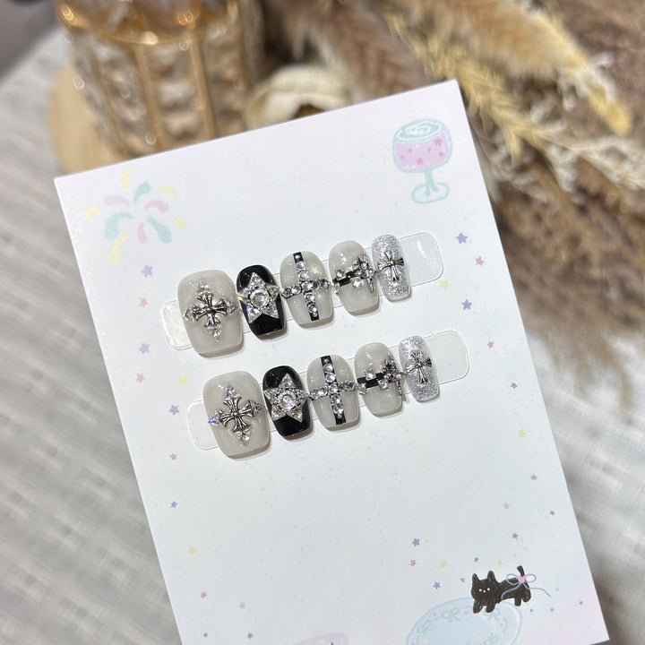 Artistic Press-On Nail Art Set with Gemstone Accents Stornfield
