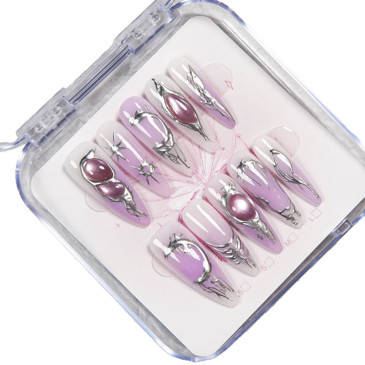 Artistic Press-On Nail Set with Metallic Accents